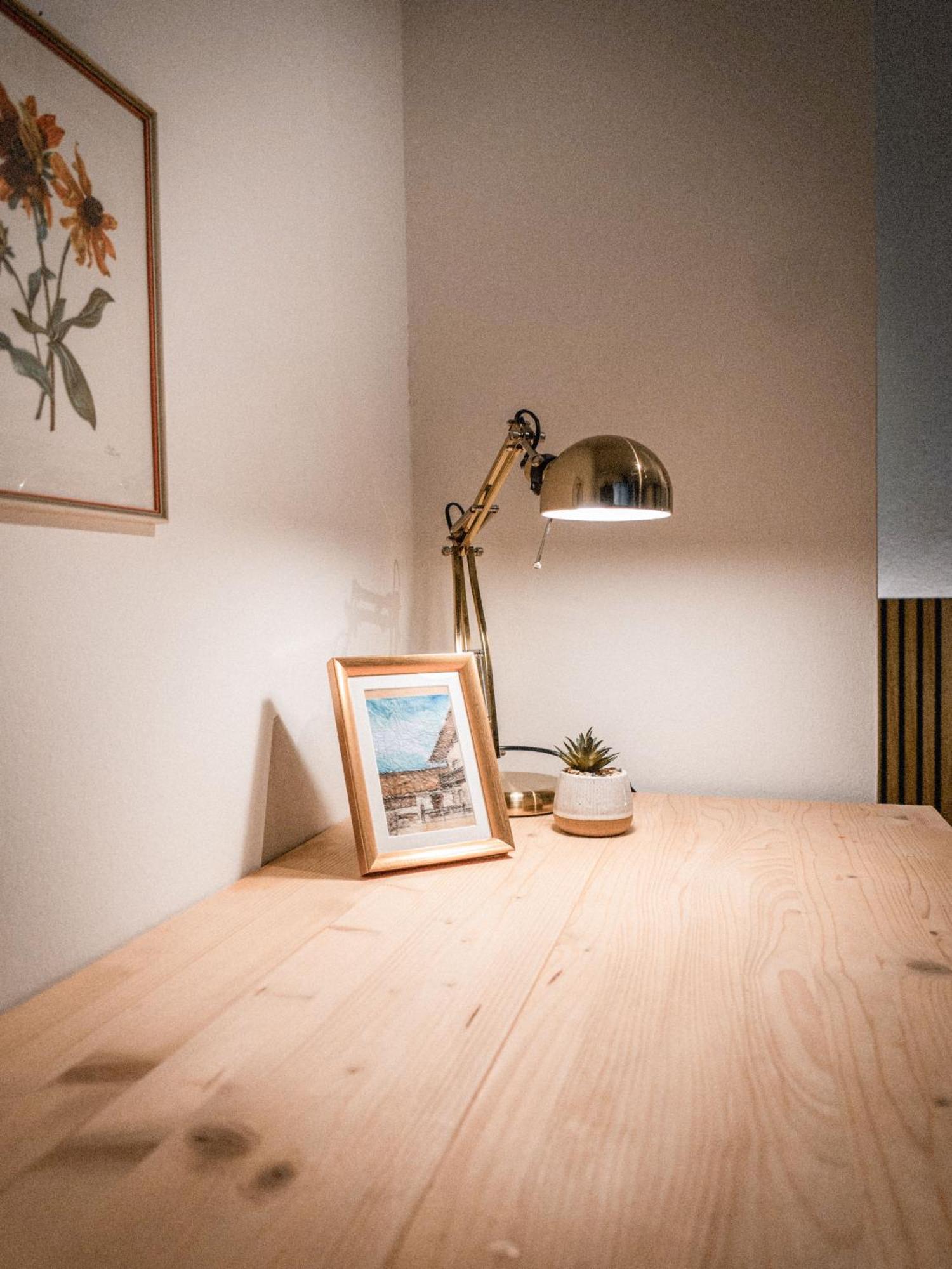 Bergblick Apartment In Zentrumsnaehe Mit Garage Merano Ngoại thất bức ảnh
