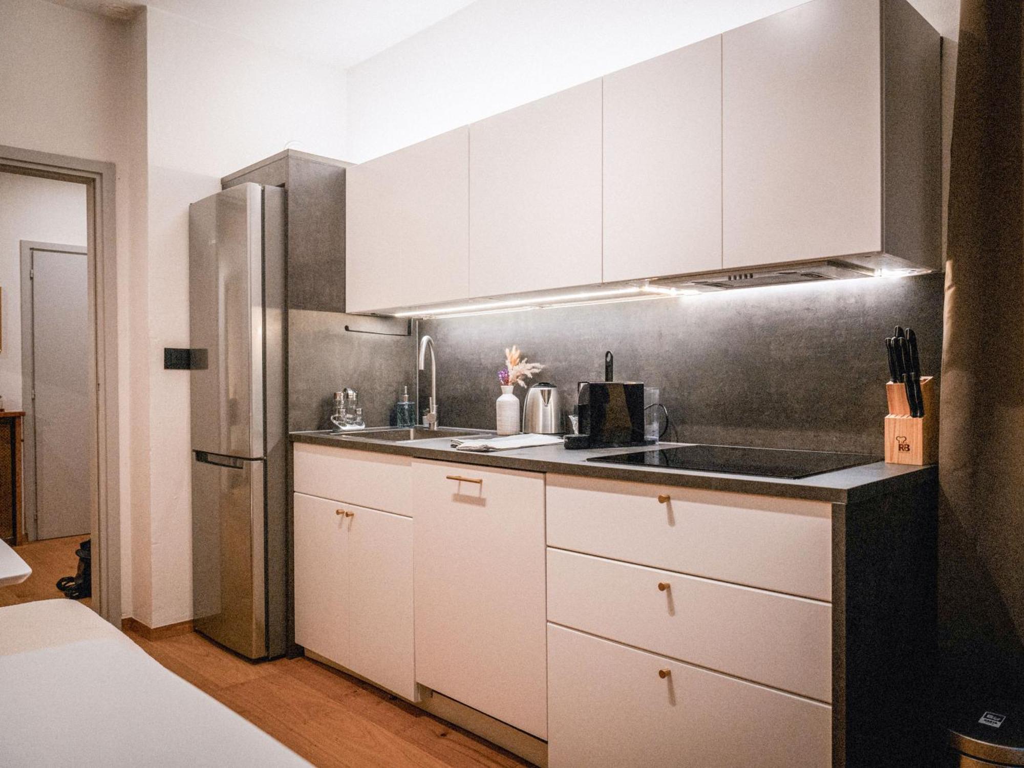 Bergblick Apartment In Zentrumsnaehe Mit Garage Merano Ngoại thất bức ảnh